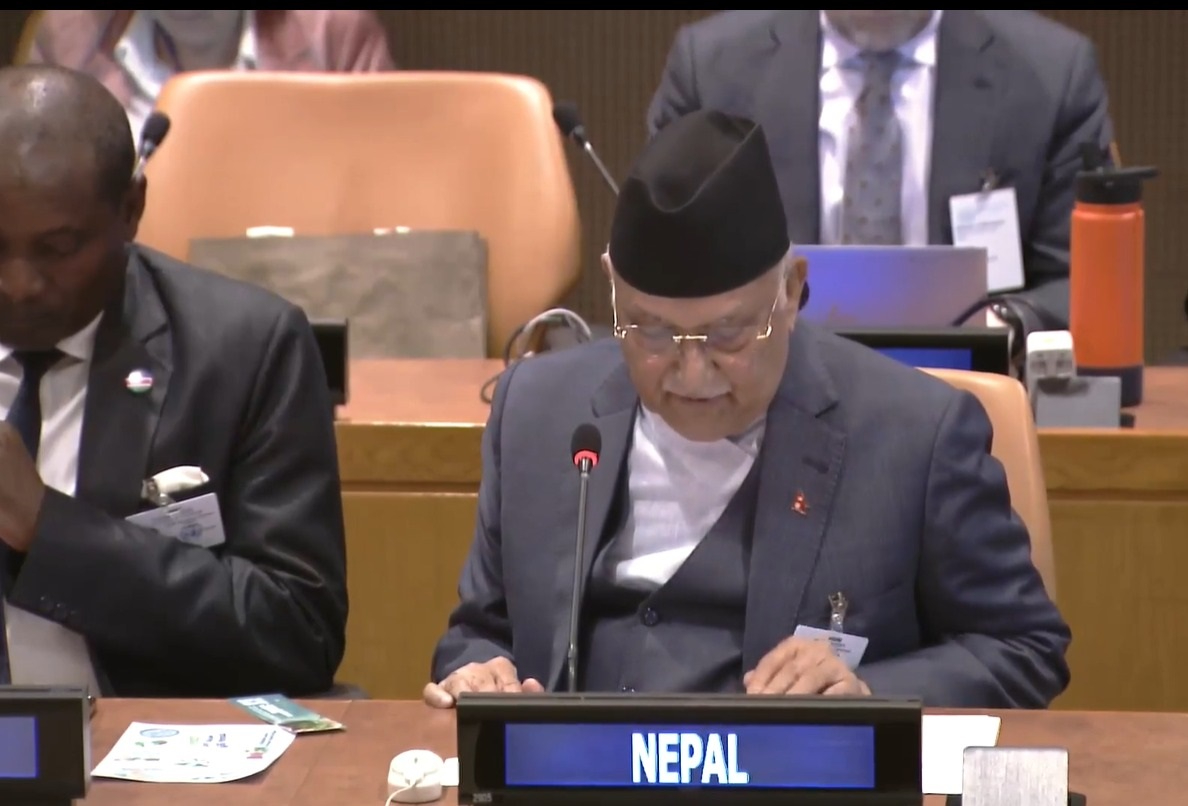 हिमालदेखि समुद्रसम्म जोगाउने कार्ययोजना बनाऔँ: प्रधानमन्त्री