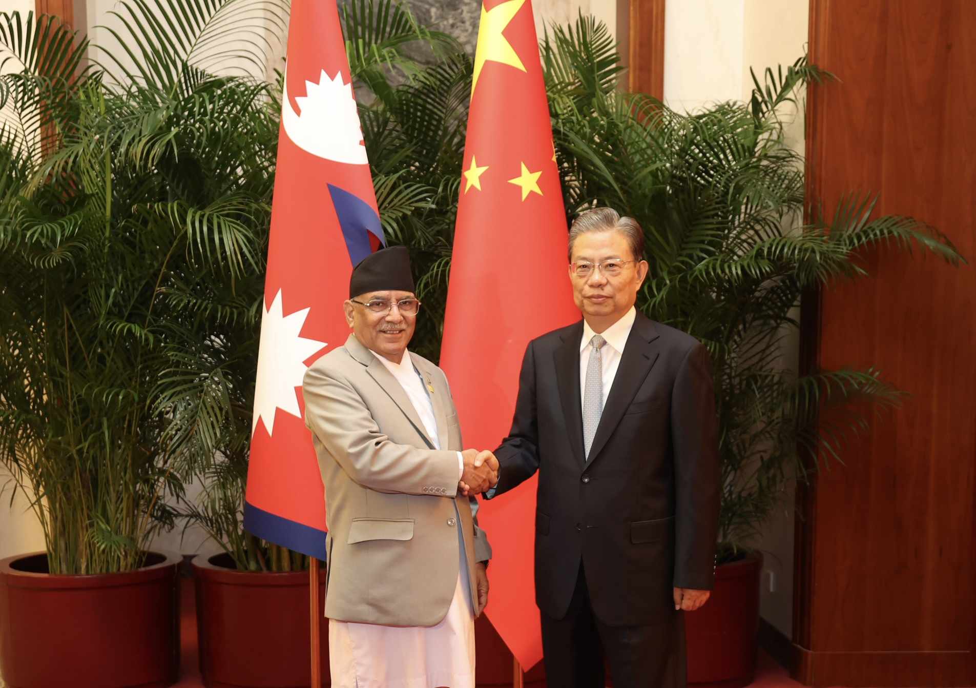 प्रधानमन्त्री प्रचण्ड र चिनियाँ जनकंग्रेसका अध्यक्ष झाओ लेजीबीच भेटवार्ता 