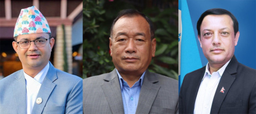 तीन मन्त्रीको शपथ ५ बजे