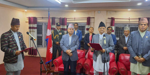 बागमती सरकार विस्तार, हानेपाका बज्राचार्यले लिए शपथ