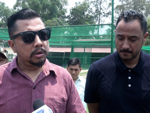 क्रिकेट मैदान निरीक्षणमा मन्त्री श्रेष्ठ, सन्दीपलाई दिए यस्तो आश्वासन