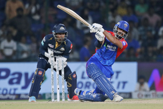 आईपीएलमा गुजरातमाथि दिल्लीको रोमाञ्चक जित