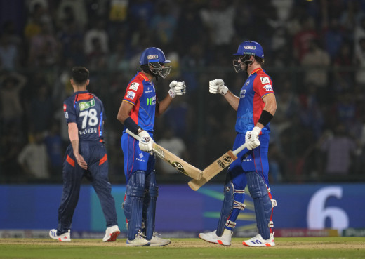 दिल्लीले लखनउलाई हरायो