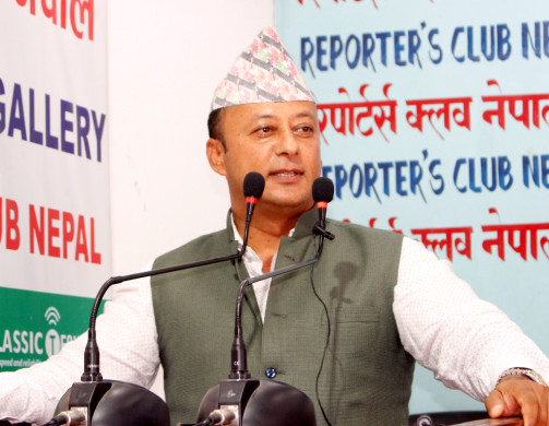 कांग्रेस सांसद खड्काले दिए जिल्ला सभापतिबाट राजीनामा