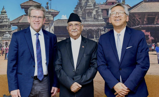 एमाले अध्यक्ष ओली र अमेरिकी सहायक विदेशमन्त्री लूबीच भेट, एमसीसीबारे कुराकानी