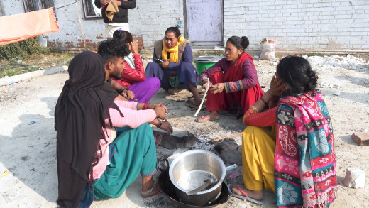 मिटरब्याजपीडितको गुनासो: सरकारले न्यायको आशा त दियो घर जाने पैसा छैन के गरौँ ?