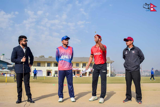 टस जितेको क्यानडाविरुद्ध ब्याटिङ गर्दै नेपाल