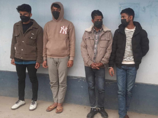 अनलाइनमार्फत ५० लाख रुपैयाँ ठगी, चार युवक पक्राउ