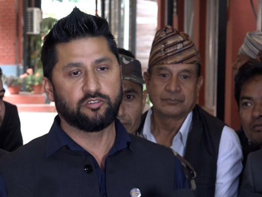 सहकारी ठगी प्रकरणबारे गृहमन्त्री लामिछाने भन्छन्– एकैपटक मान्छेलाई थुन्न खोज्ने?