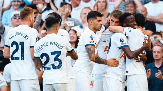 इंग्लिस प्रिमियर लिगमा टोटेनहम हट्सपरले युनाइटेडलाई हरायो