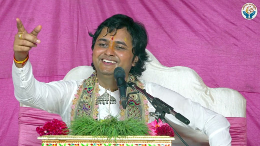 गम्भीर आरोप लागेपछि शीतलकृष्ण महाराजले मुख खोले, गृहस्थी चलाउन नसकेको भन्दै माफी मागे