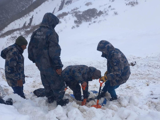 दार्चुलाको हिमपहिरोमा बेपत्ता छिमी सोमो थापाको शव भेटियो