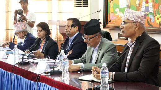 अर्थ समितिको बैठक बस्दै