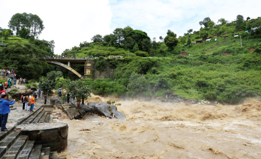 आज र भोलि भारी वर्षाको सम्भावना, रात्रीबस नचलाउन आग्रह
