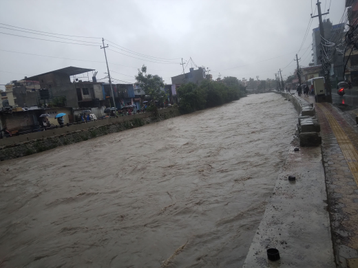 विष्णुमती नदीले जलसतह पार गर्यो