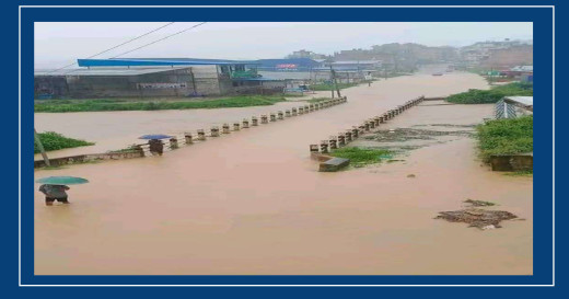 बनेपाको धनेश्वर क्षेत्र डुबानमा, पुलमाथि खोला