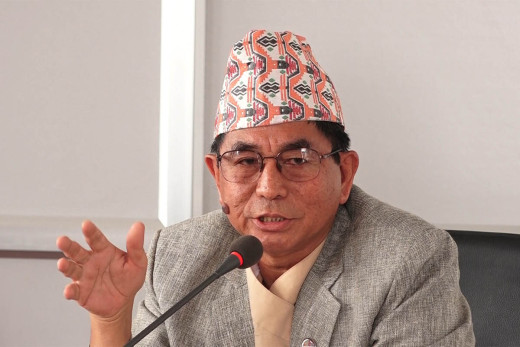 संयुक्त सरकारमा प्रधानमन्त्रीले पनि एकलौटी गर्न सक्दैनन् : मन्त्री राई