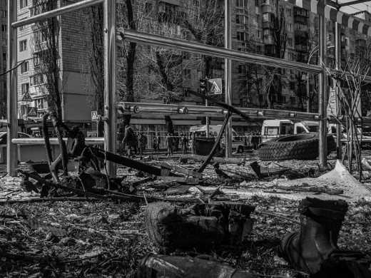 गाजाको अस्पताल परिसरमा दुईसय बढीको शव भेटियो