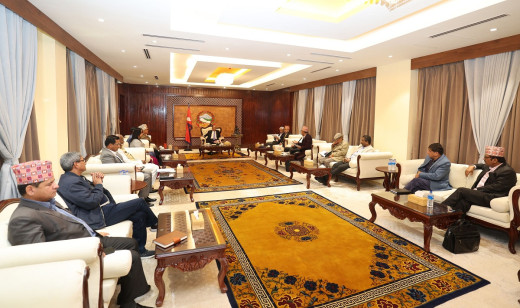 संसद् खुलाउन एमालेसहितका दलहरूसँग संवाद गर्ने सत्ता गठबन्धनको निर्णय