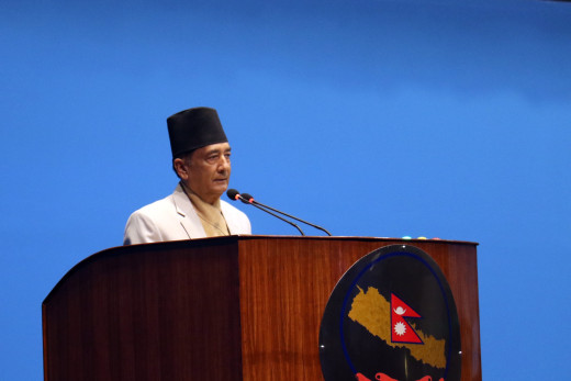 ओलीलाई लक्षित गर्दै कांग्रेस सांसदले भने– भाषणले जनताका समस्या समाधान हुँदैन