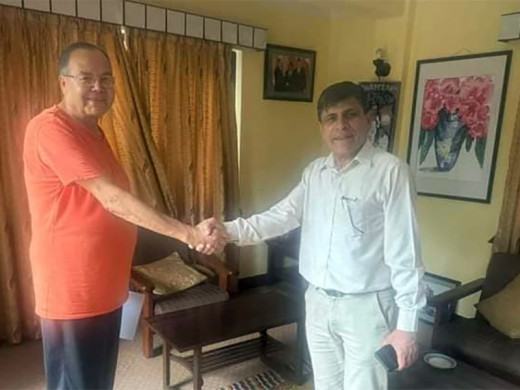 अध्यक्षमा घनश्यामलाई सघाउनेबारे के भन्छन् झलनाथ? 