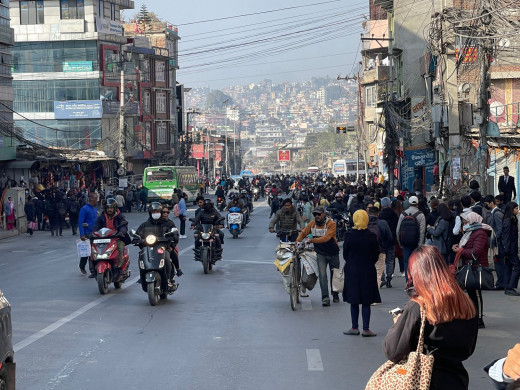 २०८२ सम्म मानवमुक्त सडक बनाइने