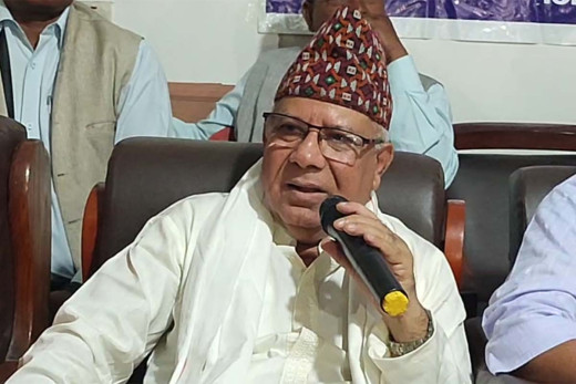 बजेट डडेल्धुरा, गोरखा र नुवाकोटमा मात्र केन्द्रित भयो : माधव नेपाल 