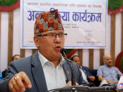 सूचना आयोगका प्रमुख आयुक्त गुरुङ भन्छन्– सार्वजनिक निकायबाट सूचना लिन गाह्रो