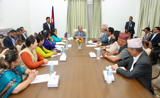 प्रधानमन्त्रीसँग मेयर्स फोरमको छलफल, बालेन गएनन्, सुनितालाई पठाए