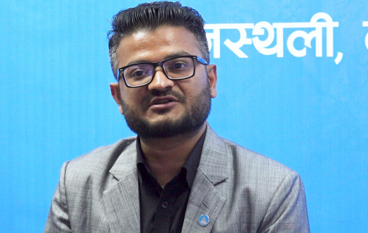 म रवि लामिछाने क्लबबाट निष्कासित भएको हुँ, पार्टीबाट होइन: डा. मुकुल ढकाल