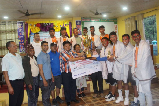 नगदसहित बास्केटबल विजेता खेलाडी सम्मानित