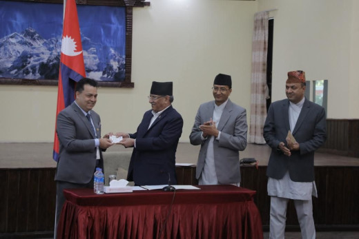 प्रधानमन्त्री दाहालबाट गैरआवासीय नेपालीलाई नागरिकता दिन सुरु