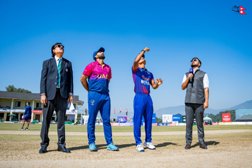 टस जितेर यूएईविरुद्ध बलिङ गर्दै नेपाल