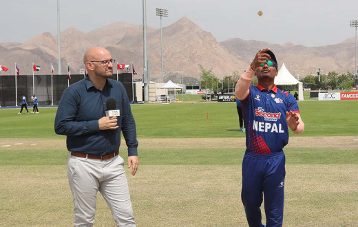 साउदी अरेबियाविरुद्ध पहिला बलिङ गर्दै नेपाल