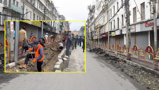 न्युरोड फुटपाथ विस्तार विवाद: ३२ वटै वडाध्यक्षको ऐक्यवद्धता, सडकबाटै थाले काम