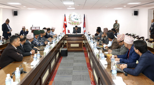 प्रधानमन्त्रीको निर्देशन– बजार अनुगमन गर्नुस्, राजस्व छली रोक्नुस् 