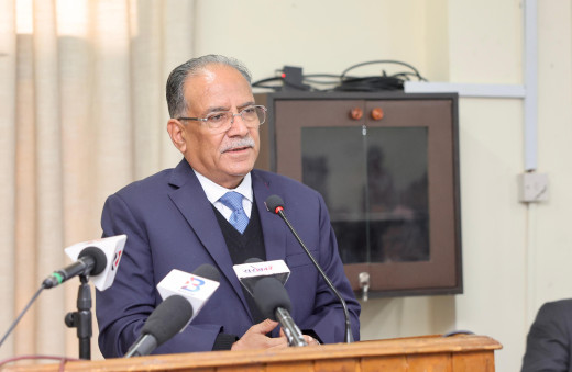 कार्यकर्तालाई प्रचण्डको प्रश्न- १७ हजार प्लस २ भन्नेको प्रतिवाद गर्न किन आँट आएन ?