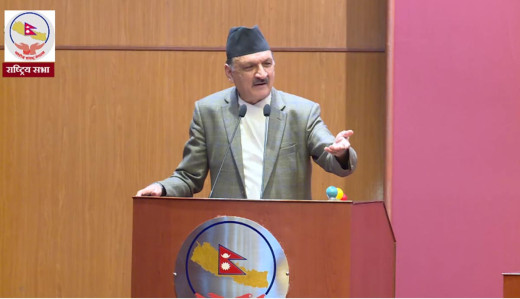 अर्थतन्त्र सकारात्मकतातर्फ अगाडि बढेको छ : अर्थमन्त्री महत