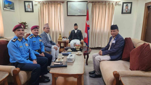 सुन तस्करी प्रकरणमा मुछिएका माओवादी उपाध्यक्ष महरालाई कारबाही गर्न गृहमन्त्रीको निर्देशन