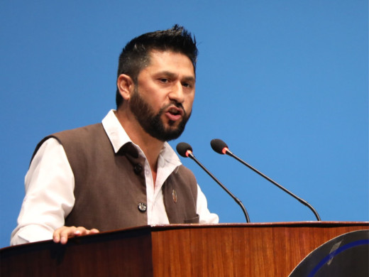 सरकार सत्ता टिकाउने काममा लागिपरेको छ : रवि लामिछाने