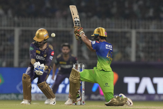 आरसीबीमाथि कोलकाताको एक रनको रोमाञ्चक जित