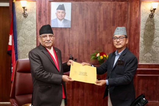 राप्रपाले प्रधानमन्त्रीलाई बुझायो ज्ञापनपत्रः भ्रष्टाचारीलाई नछोड्न चेतावनी