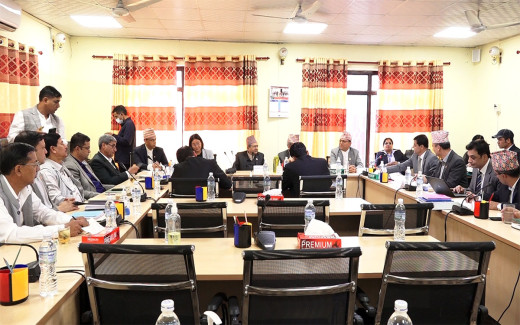 प्रस्तावित प्रधानन्यायाधीशविरुद्धका उजुरीकर्तासँग छलफल