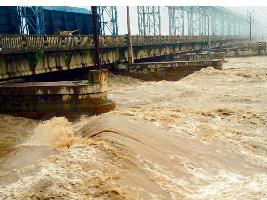 सप्तकोशीका सबै ढोका खुला, अहिलेसम्म पानीको बहाव उच्च