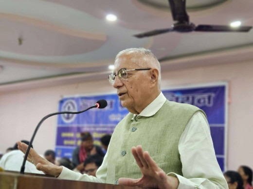 सरकार अधिनायकवादतर्फ उन्मुख भयो: शेखर कोइराला