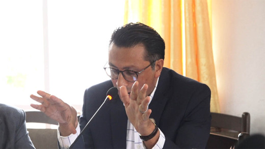 चालु आर्थिक वर्षको राजस्व संकलन गर्ने लक्ष्य आधारहीन : सांसद डा. वाग्ले 