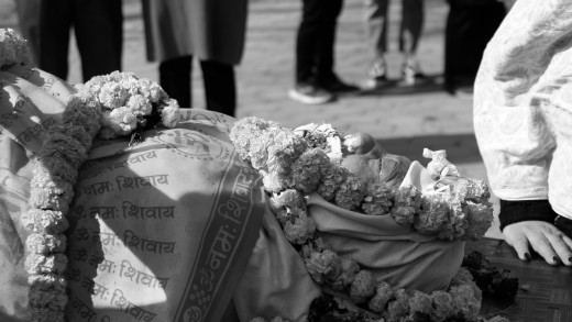 गुन्जिरहेछ ‘सपना भुलाइ सारा....’   