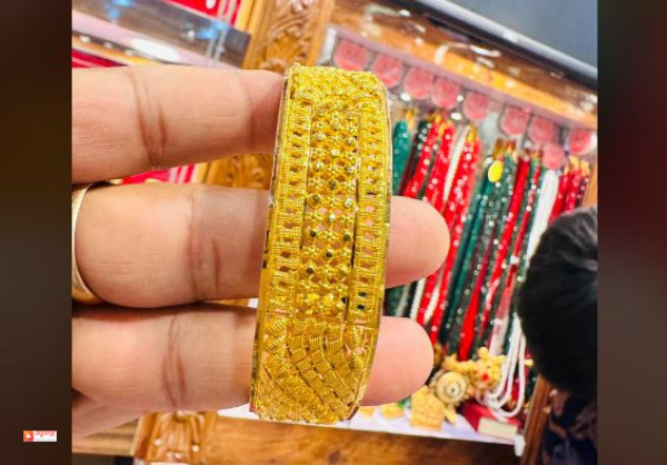 बिहीबार तोलामा ४०० ले बढ्यो सुनको मूल्य