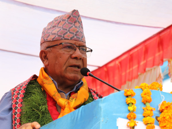 प्रचण्डपछि माधव नेपाल प्रधानमन्त्री ?