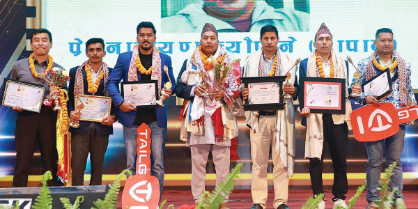 पोखरा स्पोर्टस् अवार्ड : करण र सावित्रा वर्ष खेलाडी घोषित